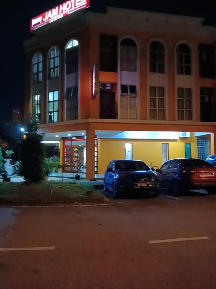 Jam Hotel Kota Warisan Sepang @ Erl Salak Tinggi, Klia 1-2 & F1 Exterior foto